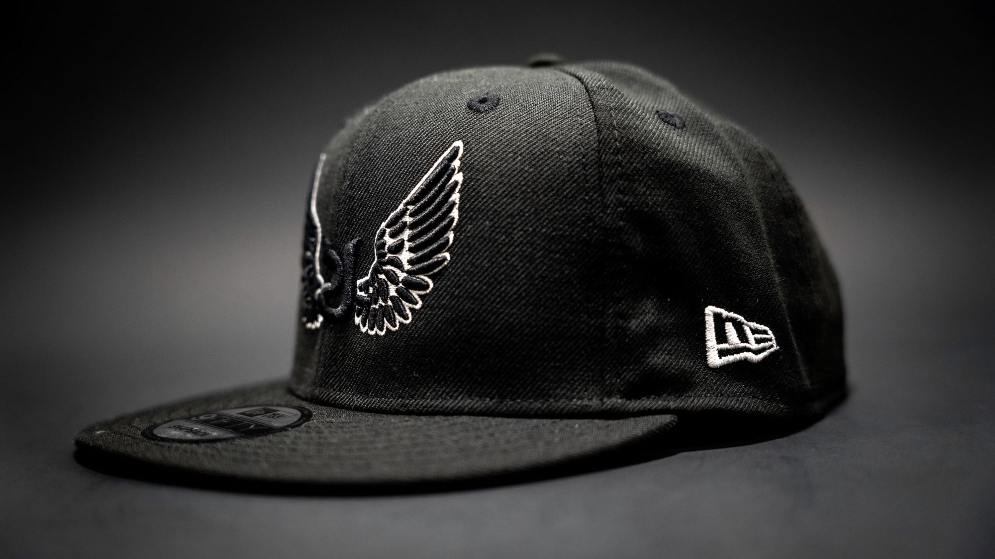 PROUNIQUE NEW ERA SNAPBACK BLACK