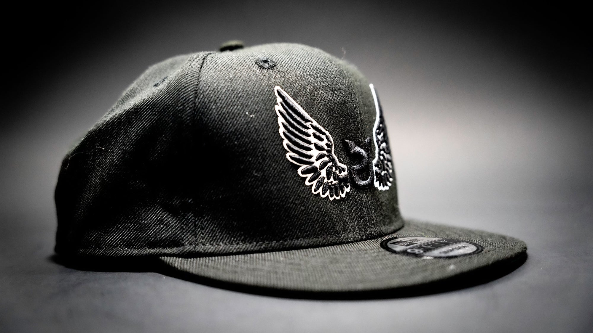 PROUNIQUE NEW ERA SNAPBACK BLACK